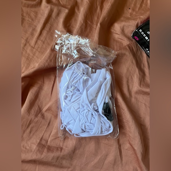 Pink Lipstick Open Ended Seamless Bodysuit - Picture 3 of 4